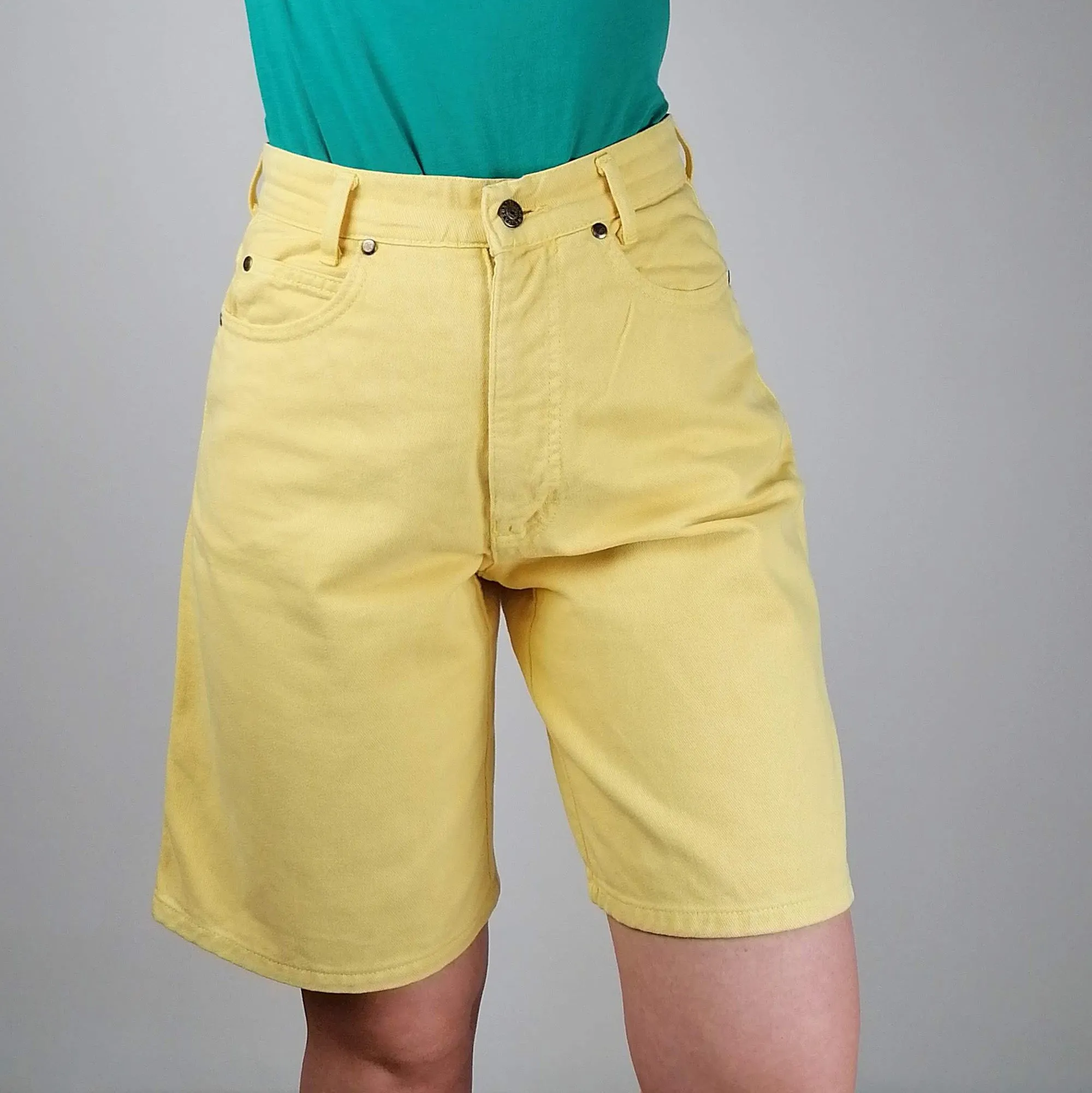 90's FLOP High Waist Retro Shorts Yellow  ~ size S-M / EU 36