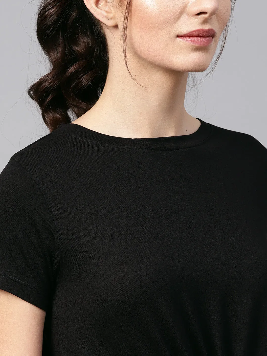 Black Knot Hem Crop Tee