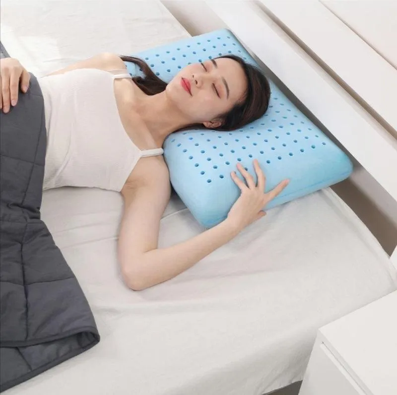 BNCo Ergonomic Ventilated Gel Infused Memory Foam Pillow