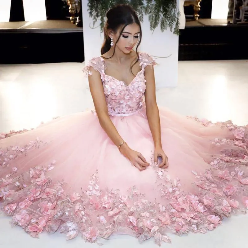 Elegant Handmade Flower Beaded Tulle Coral Pink Homecoming Dresses