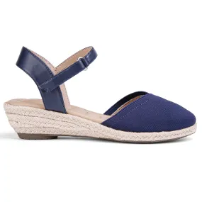 Nikkie-Q Mini-Wedge Sandal