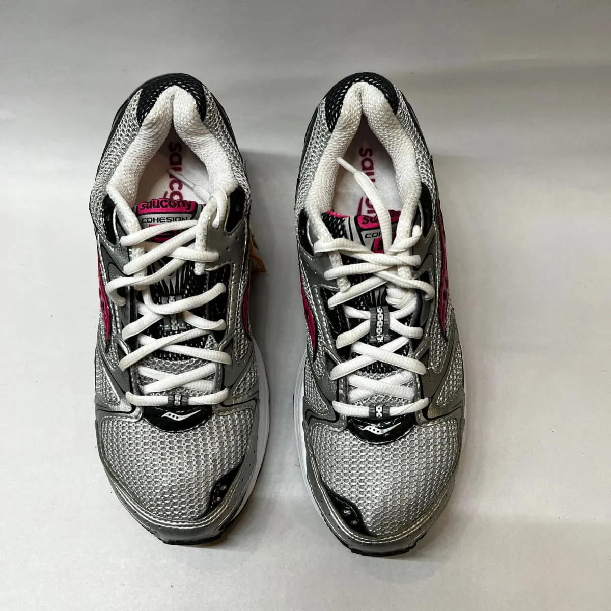 Saucony •Cohesion 5• Running Shoe • Silver/Black/Pink - Preowned