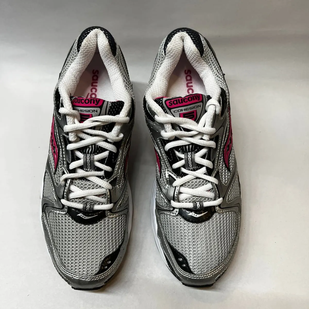 Saucony •Cohesion 5• Running Shoe • Silver/Black/Pink - Preowned