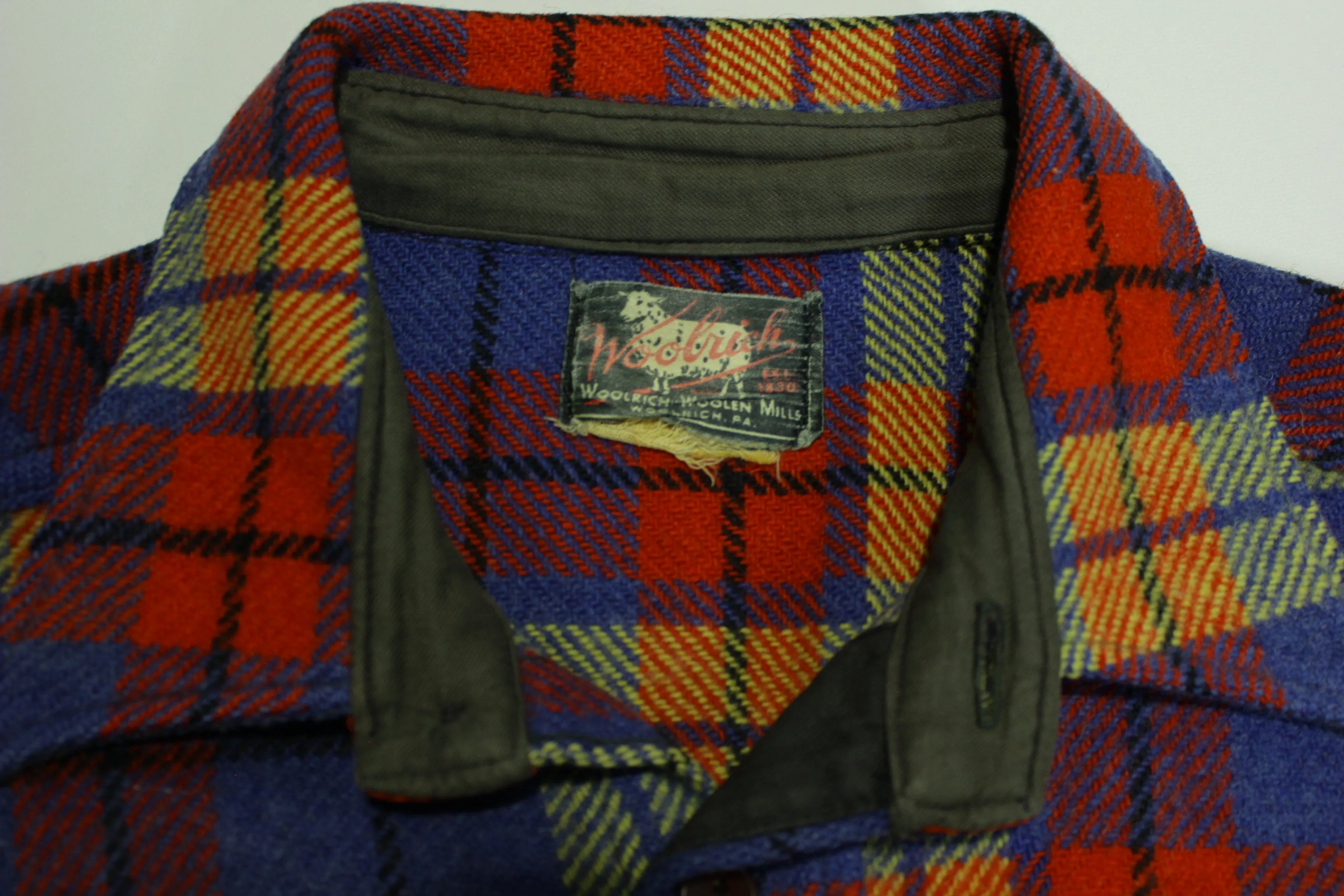 Woolrich 1940's 1947 WWII Grail Plaid Vintage Wool Button Up Classic Flannel Shirt